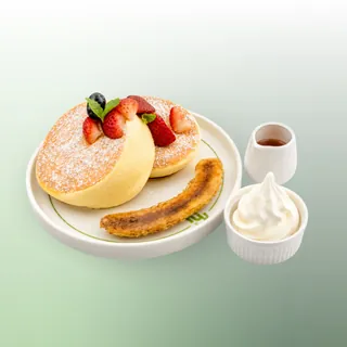 Japanese Soufflé Pancakes at hy Bakery