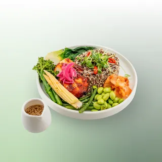 Korean Chicken Protein Plate at hy Bakery